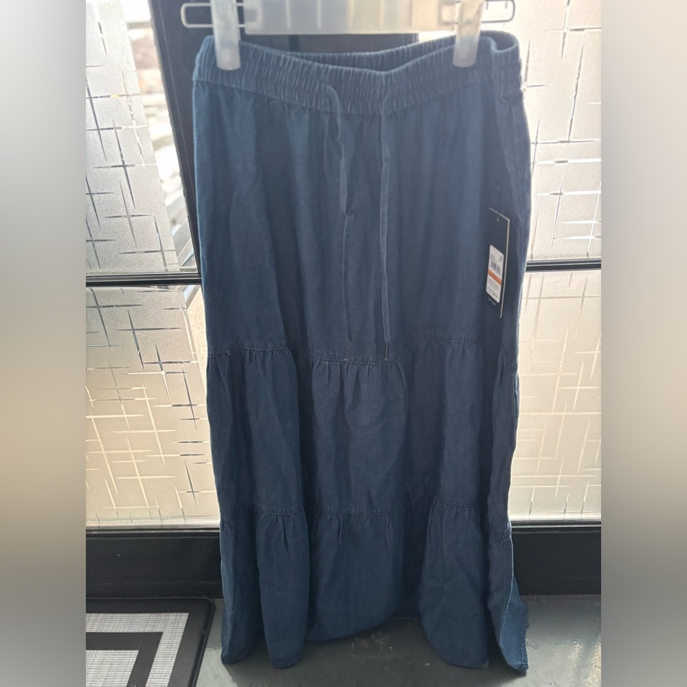 NWT-JONES NY- tiered denim maxi skirt with elastic drawstring waist size S - Picture 2 of 9